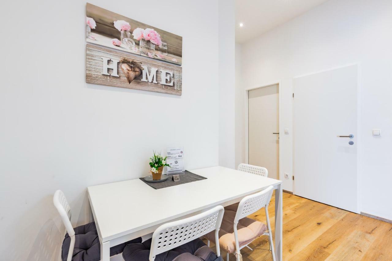 Budget Rooms West With Shared Kitchen Viena Exterior foto
