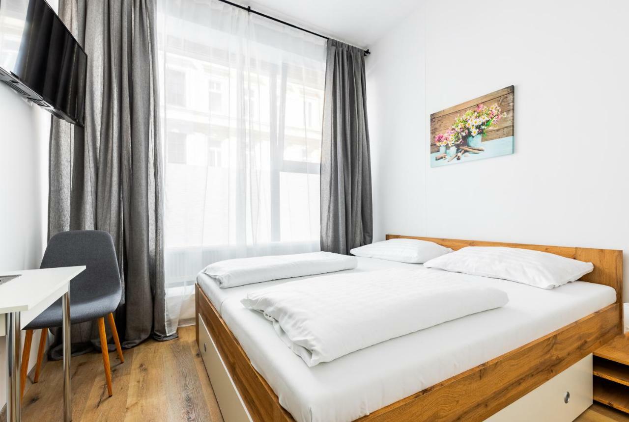 Budget Rooms West With Shared Kitchen Viena Exterior foto
