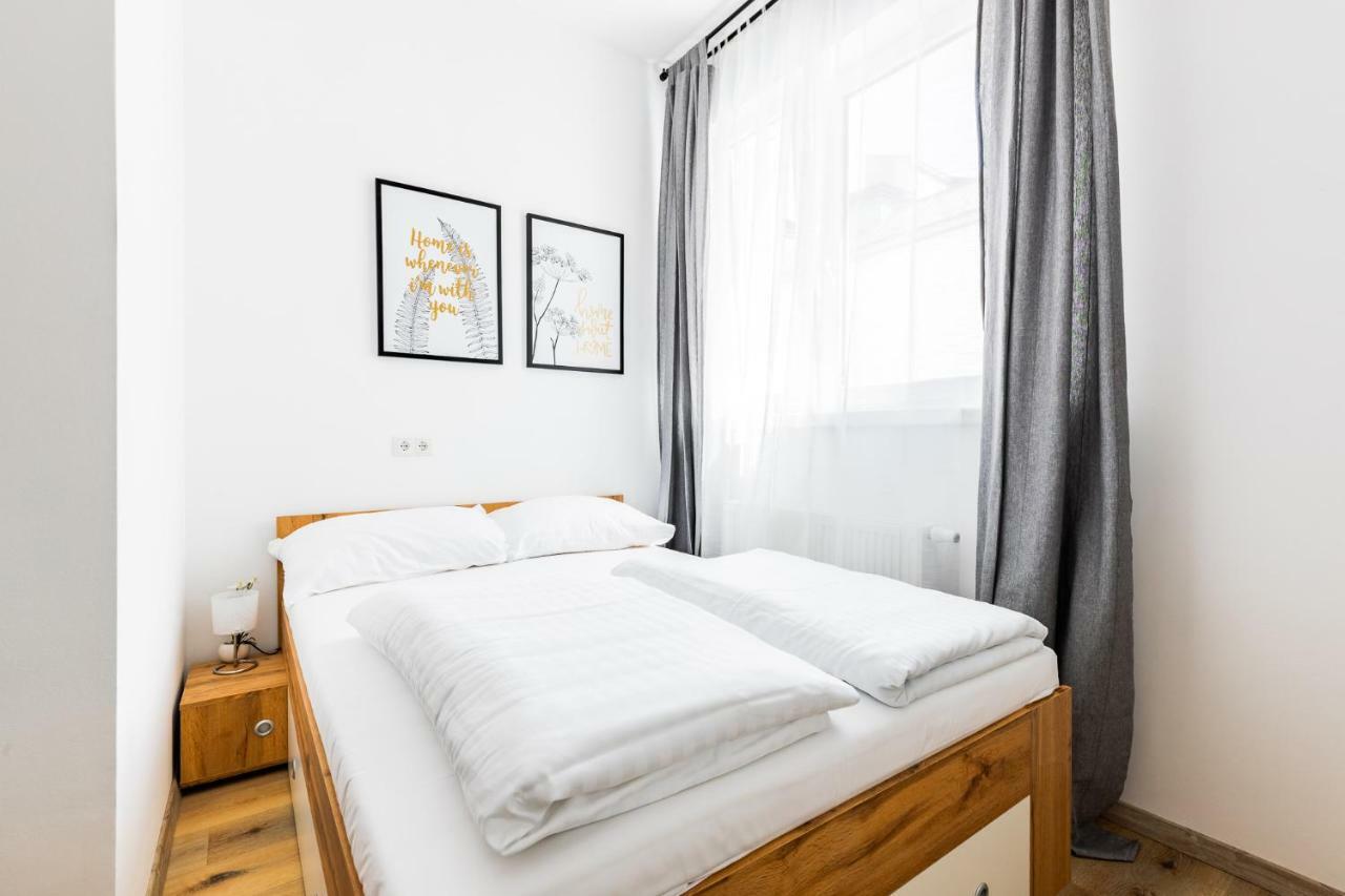 Budget Rooms West With Shared Kitchen Viena Exterior foto