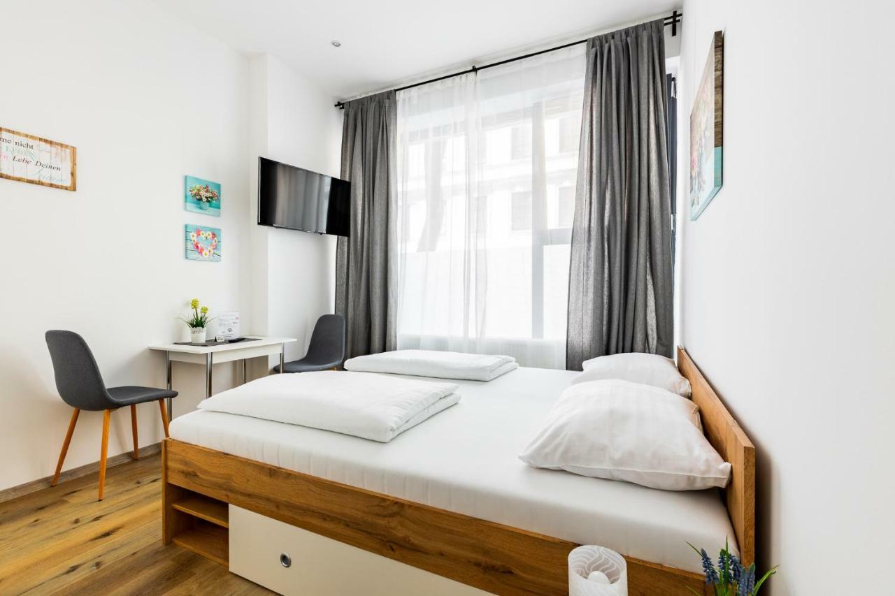 Budget Rooms West With Shared Kitchen Viena Exterior foto